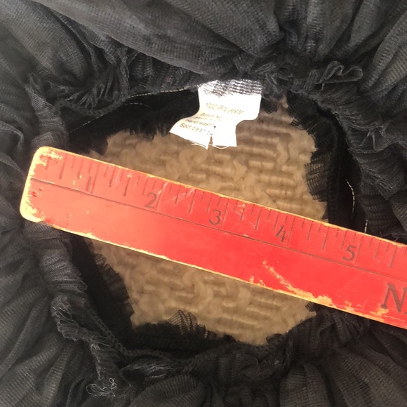 Girl’s black ballet tutu - Picture 10 of 10